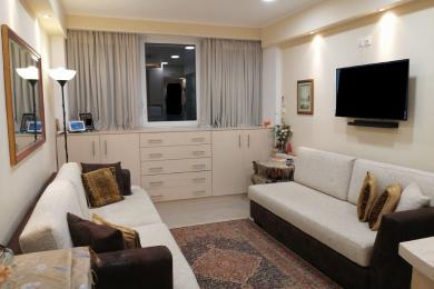 Στούνιο ανακαινισμένο, στην καρδιά του Συντάγματος